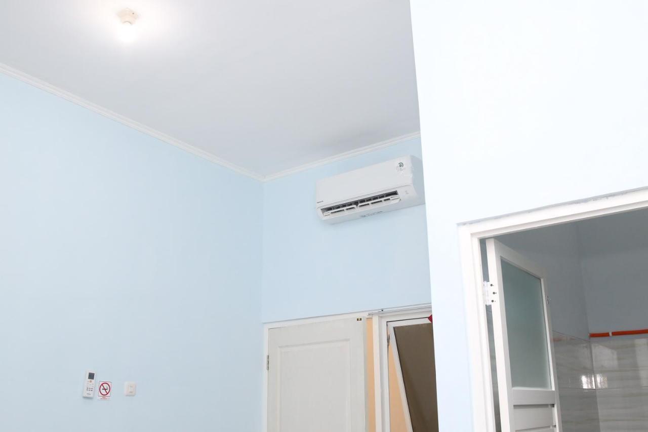 Reddoorz Syariah Near Suncity Mall Madiun Dış mekan fotoğraf