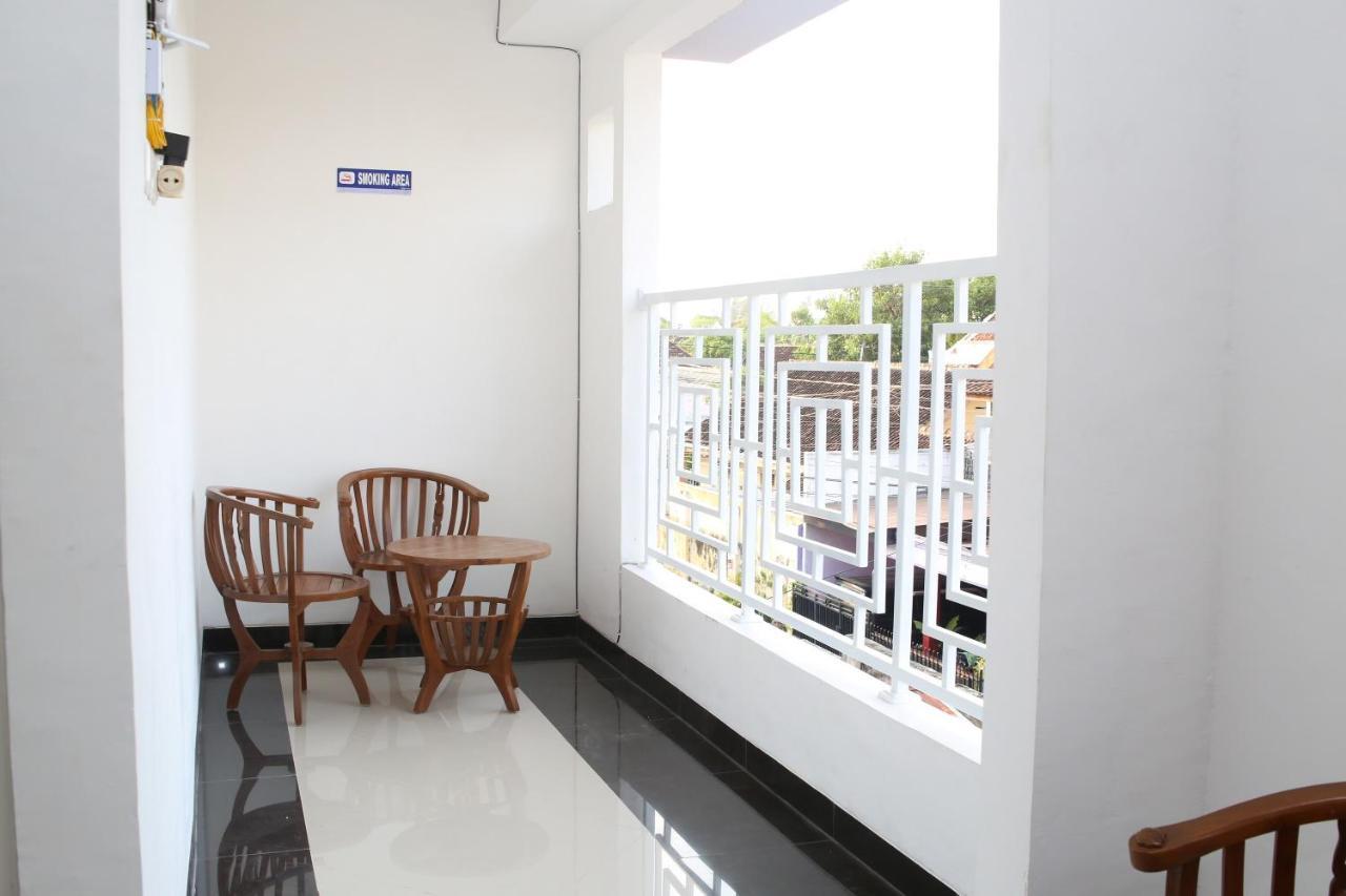 Reddoorz Syariah Near Suncity Mall Madiun Dış mekan fotoğraf