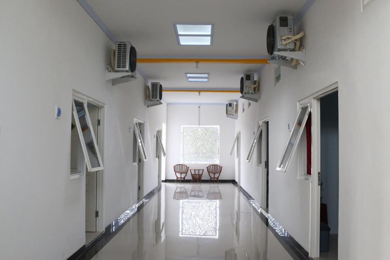 Reddoorz Syariah Near Suncity Mall Madiun Dış mekan fotoğraf