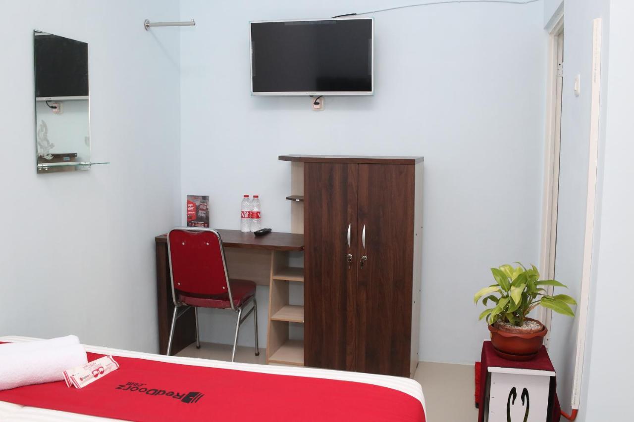 Reddoorz Syariah Near Suncity Mall Madiun Dış mekan fotoğraf