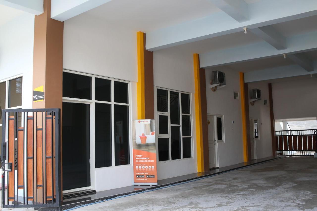 Reddoorz Syariah Near Suncity Mall Madiun Dış mekan fotoğraf